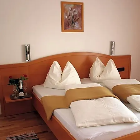 Garni Tamara 호텔